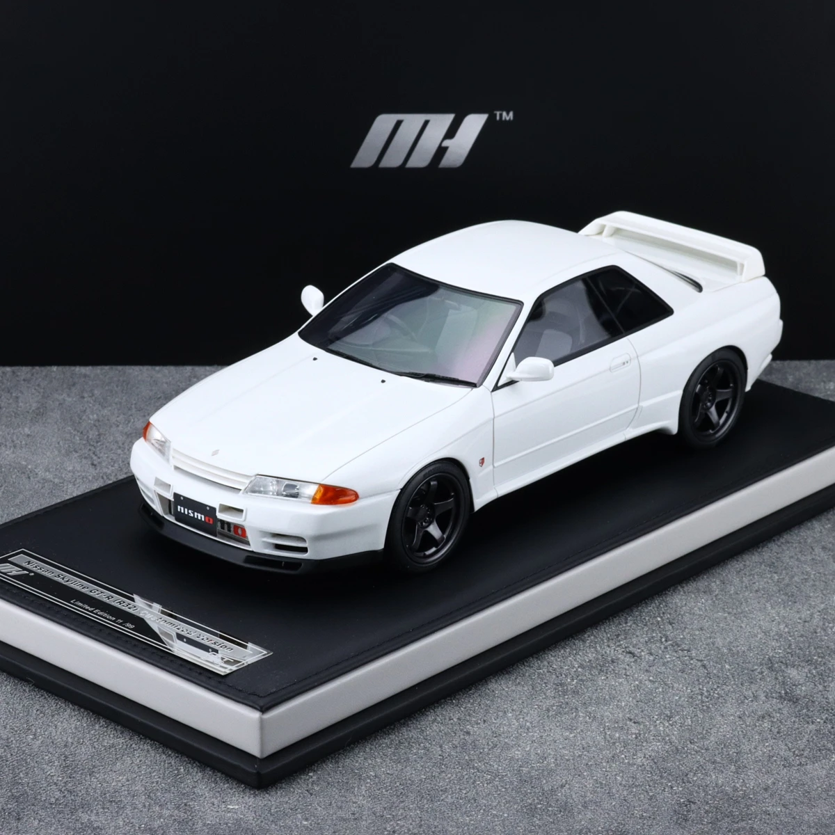 

MH 1:18 GTR R32 Skyline индивидуальная версия моделирование ограниченная серия смола металл статическая модель автомобиля игрушка в подарок