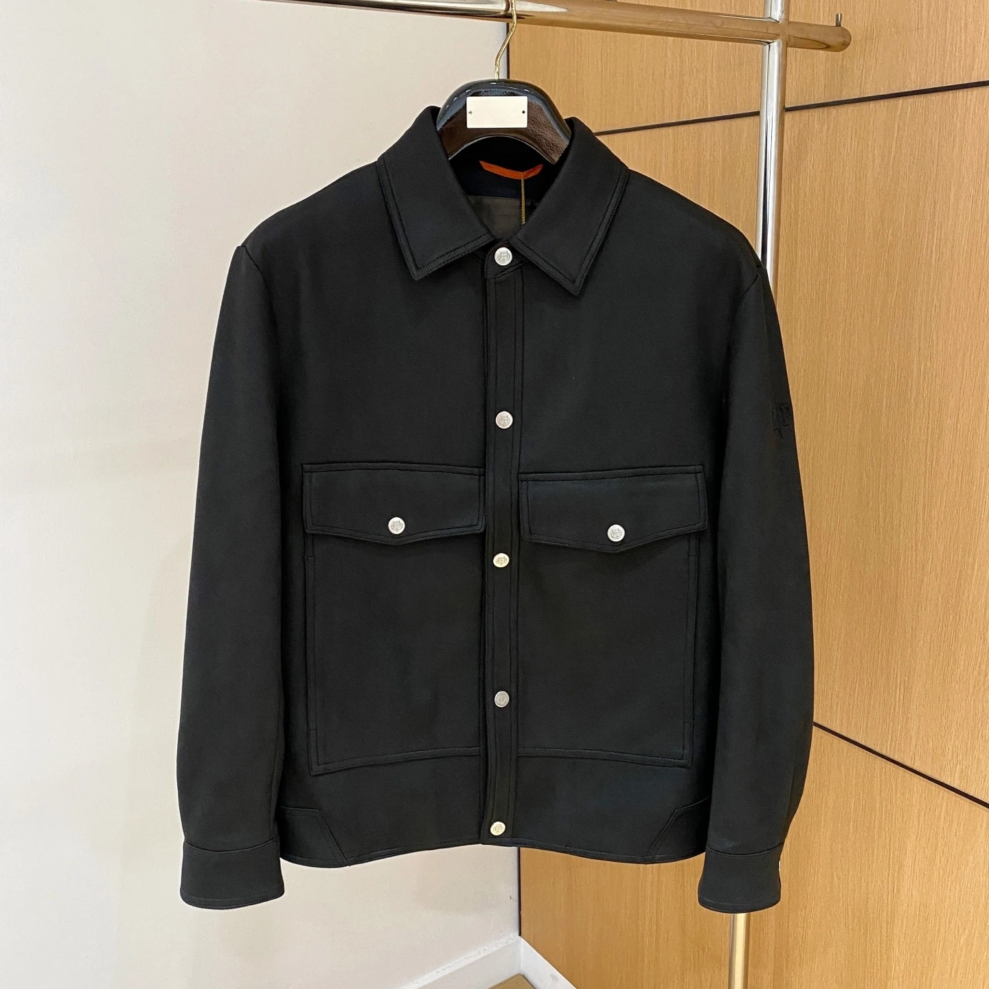 

Italy LP men's clothing 2025 early autumn new business solid color fashion tooling lapel jacket men's casual jacket