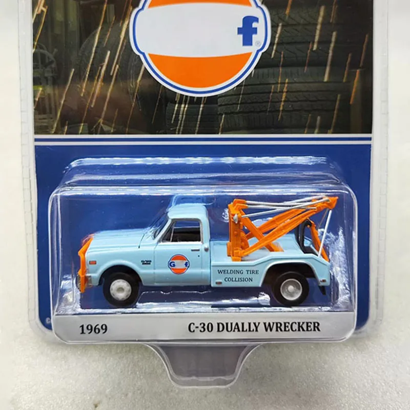 Greenlight 1:64 Alloy 1969 C-30 Dualy Wrecker Car Model Adult Classic Collection Display Decoration Gift Souvenir