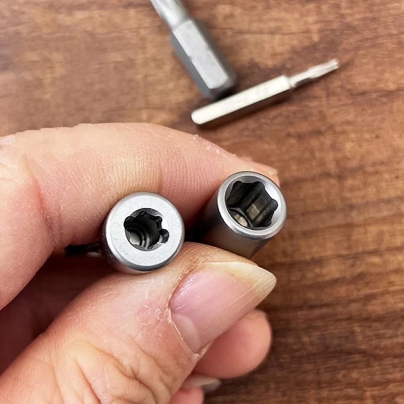 Imagem -03 - Titanium Alloy Mini Chave de Fenda Ferramenta Multifuncional Chaveiro Bit Pingente Desembalagem Magnética Diferentes mm Calibre mm