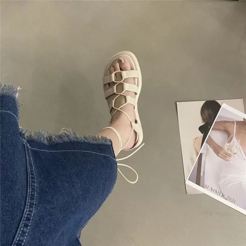 2024 Summer Women Fashion Woman Thick Bottom Gladiator Sandals For Women Platform Flats Cross Strap Sandalias Female Shoes Q127