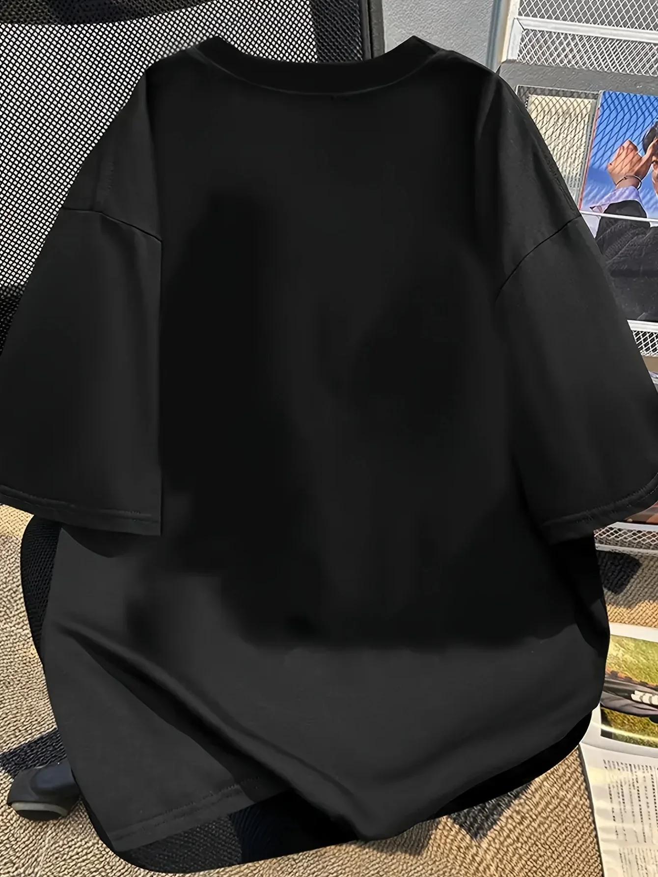 Einfaches, kurzärmliges T-Shirt mit Bärenmuster, lässiger und vielseitiger Stil, geeignet für den täglichen Gebrauch und Ausflüge von Frauen