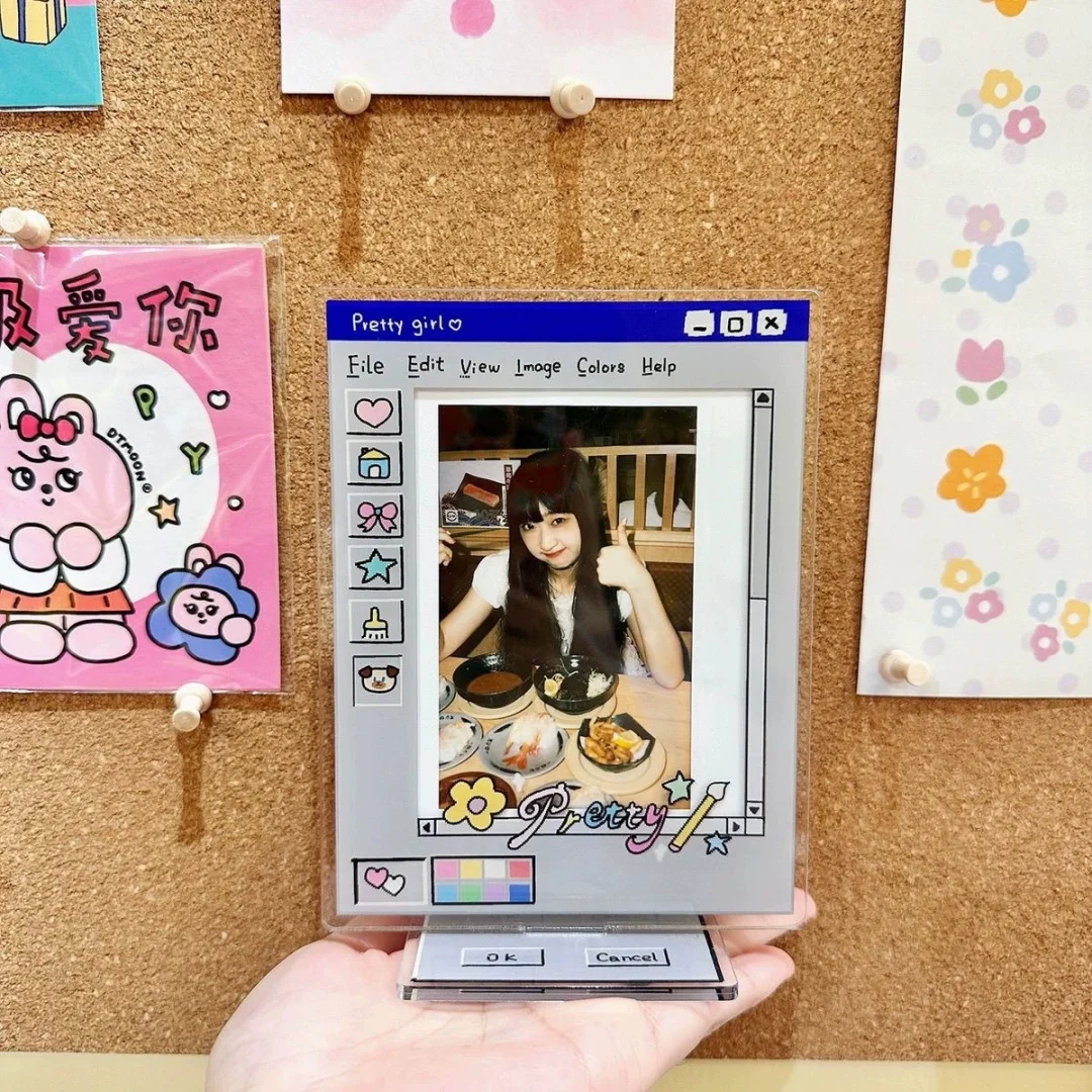 Retro Computer Window Acrylic Photo Card Holder 3 Inch Kpop Card Display Stand Paint Tool Design Clear Card Storage Frame Rack