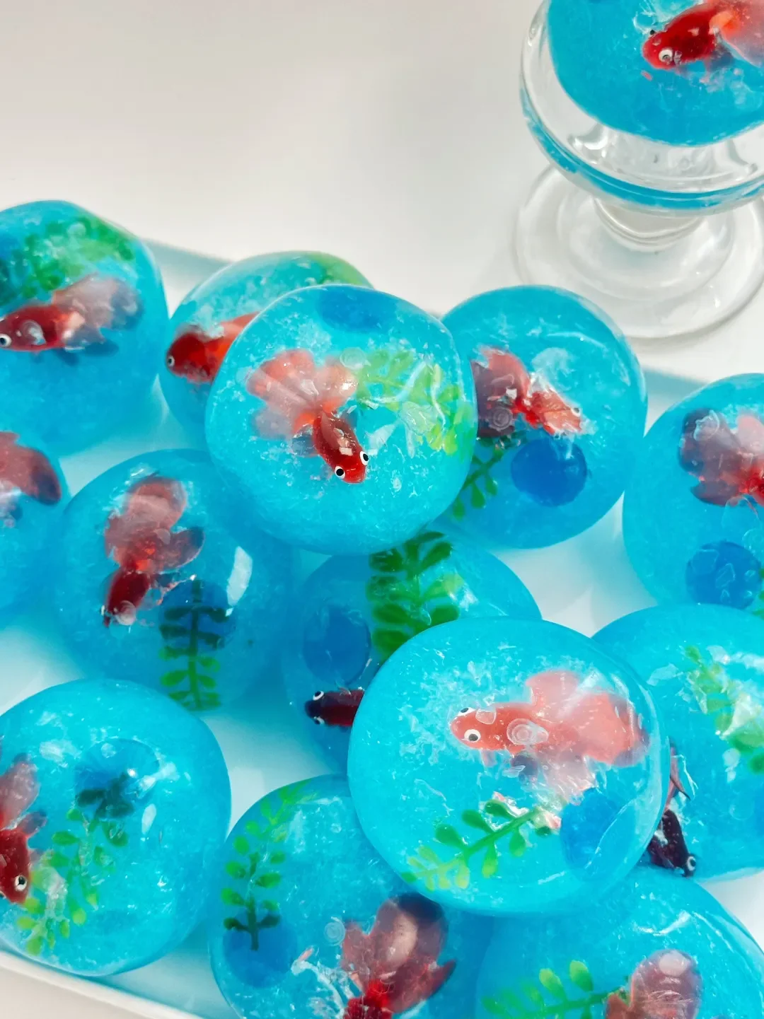 6cm Goldfish Pond Squishy Ball Handmade Vaseline Slushie Squeeze Toy ASMR Crunchy Snow Sound Stress Relief Vent Ball