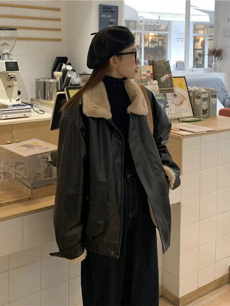 خروف الفراء طوق السائق Jaet المرأة الشتاء Thiened Fce اصطف سستة الرجعية الجلود الفراء Inteated دراجة نارية الأعلى العصرية