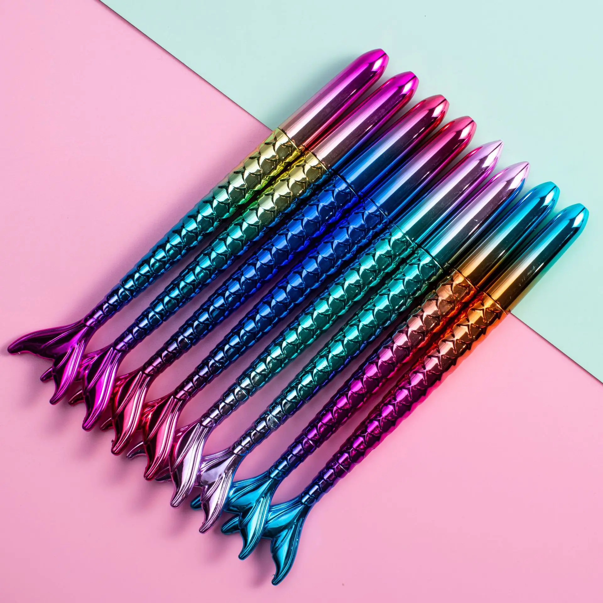 

100 шт., гелевые ручки «Русалка», градиентные красочные красивые подарочные ручки с рыбьим хвостом, канцелярские принадлежности, гелевые ручки с героями мультфильмов