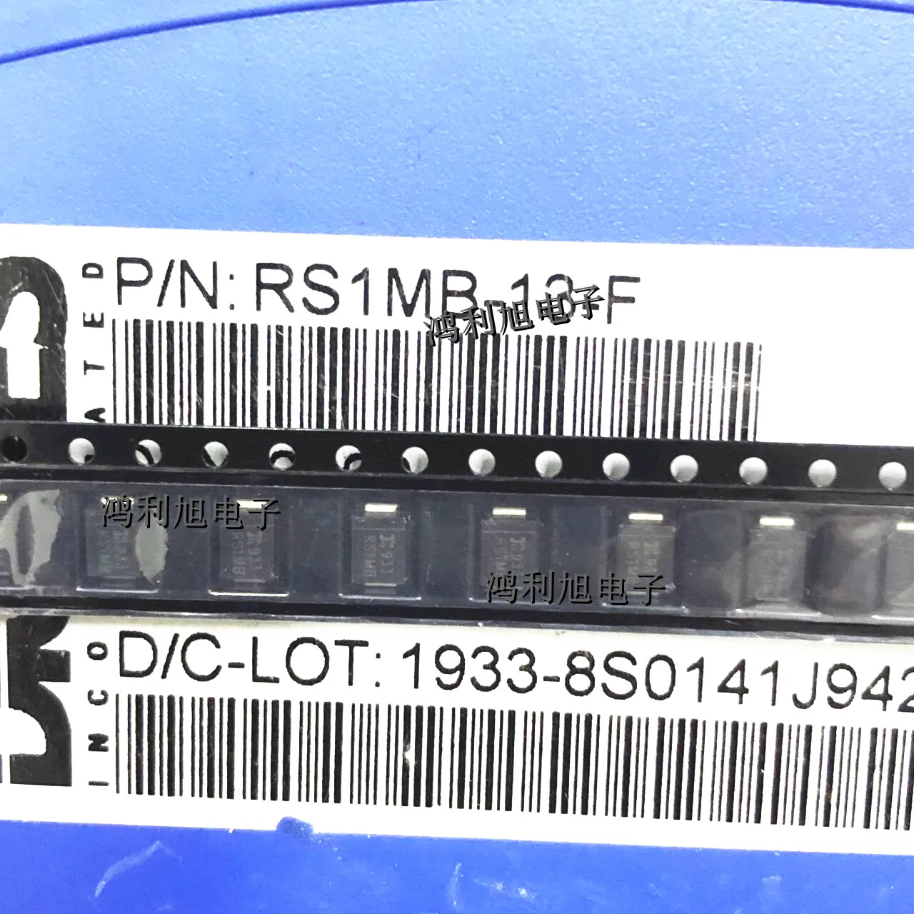 RS1MB-13-F SMB DO-214AA 마킹, RS1MB 정류기 다이오드 스위칭, 1KV 1A 500ns, 2 핀 작동 온도:-65C-+ 150 C, 50 개/로트