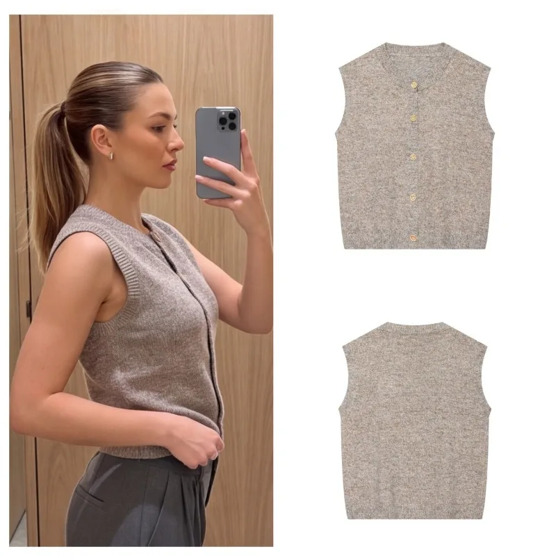 2026Classic Commuter-style Women's Korean Version Solid Color Cardigan Sweater Knit Sleeveless Elegant Women's Vest Base Shirt