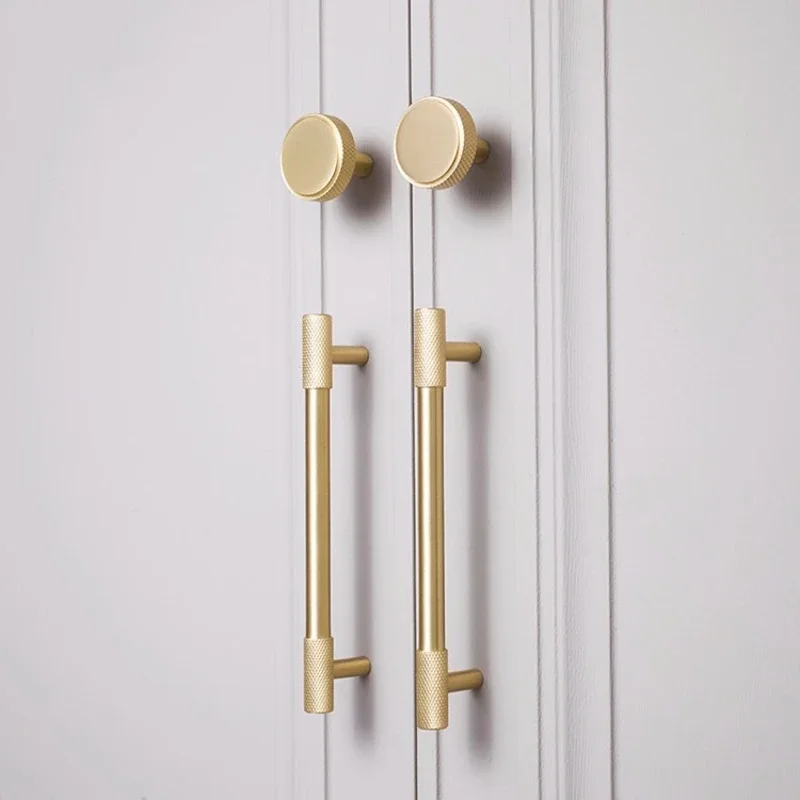 

Solid Brass T Bar Bedroom Knobs Wardrobe Decor Furniture Hardware Long Knurled Handle Kitchen Cabinet Door Handles Drawer Pulls