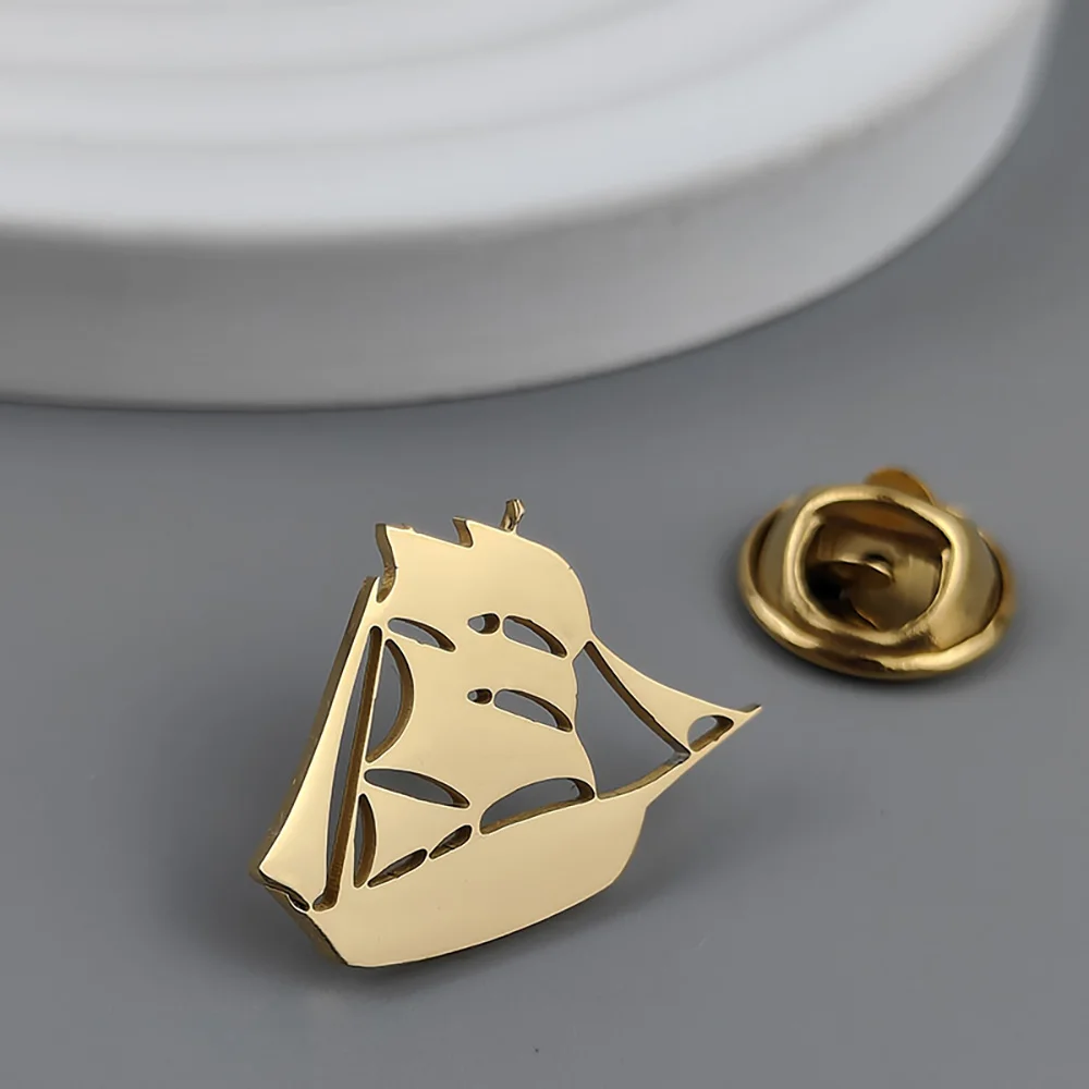 Sailboat Brooches For Women Fashion Stainless Steel Sailing Boat Party Casual Brooch Lapel Pin Badge Corsage Jewelry Gift