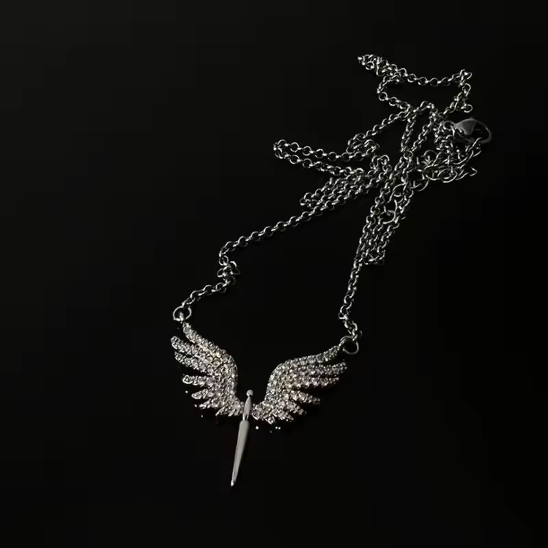 New Creativity Angel Wings Unique Design Pendant Necklace Classic Accessories All-match Personality Clavicle Chain Charm Jewerly - Image 2