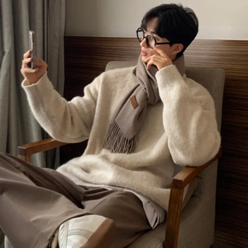 

2023 Knitted Light Luxury Pullovers Sweater Men Casual Vintage Loose O Neck Solid Color Long Sleeve Thicken Coat Streetwear