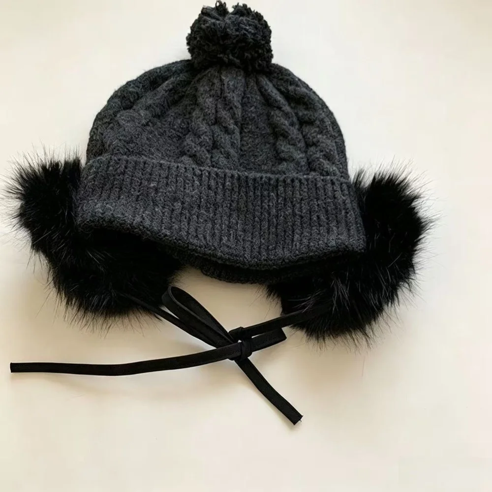 Plush Knitted Trapper Hat Ear Protection Large Head Circumference Pompom Beanie with Earflap Thick Faux Fur Ear Flaps Cable