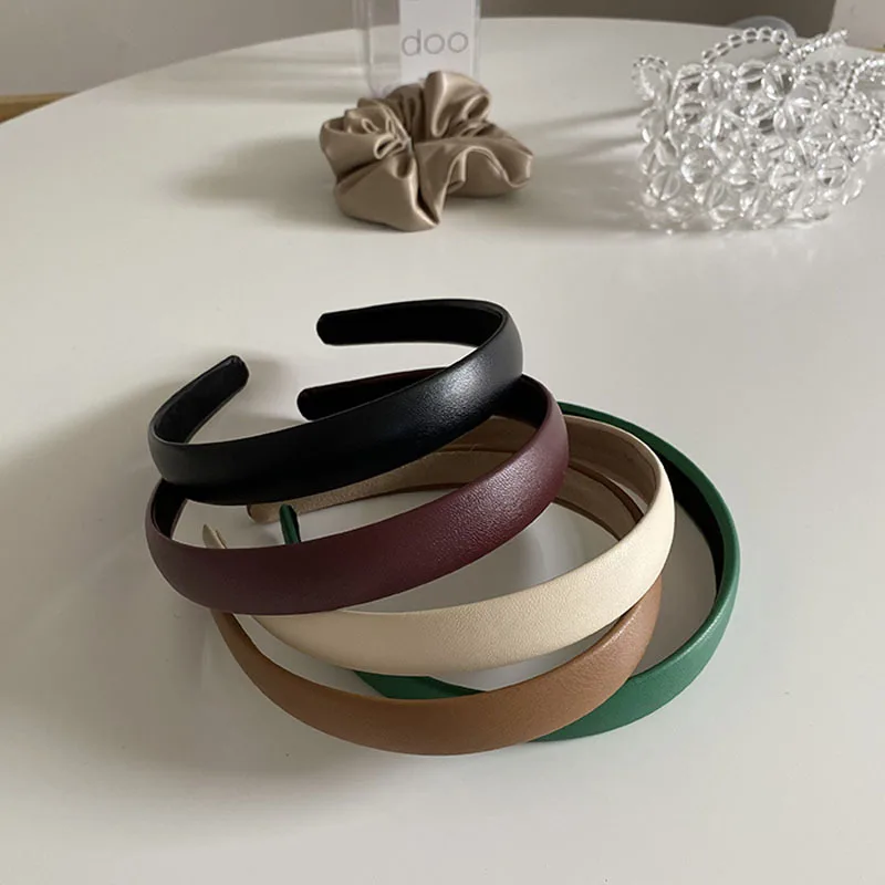 

Винтажная повязка для волос Ruoshui из искусственной кожи, однотонная, в корейском стиле, обруч для волос, нескользящий тюрбан для девочек, модные аксессуары для волос