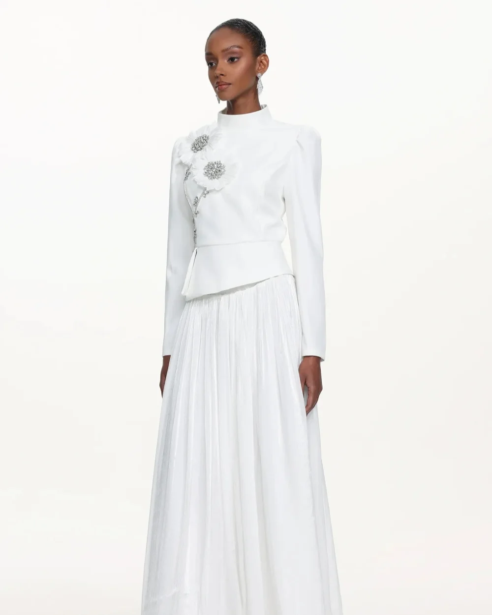 

Customized High Quality Jersey Handmade Flower Beading A-Line Evening Dress Fashion High Collar Long Sleeves Floor Lenght Dress