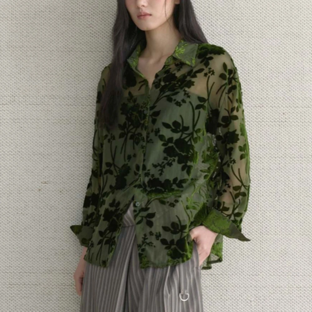 TWOTWINSTYLE Groen Gesplitst Massaal Chic Shirt Vrouwelijke Revers Lange Mouw Losse Koreaanse Casual vrouwen Shirts Herfst Mode Nieuwe