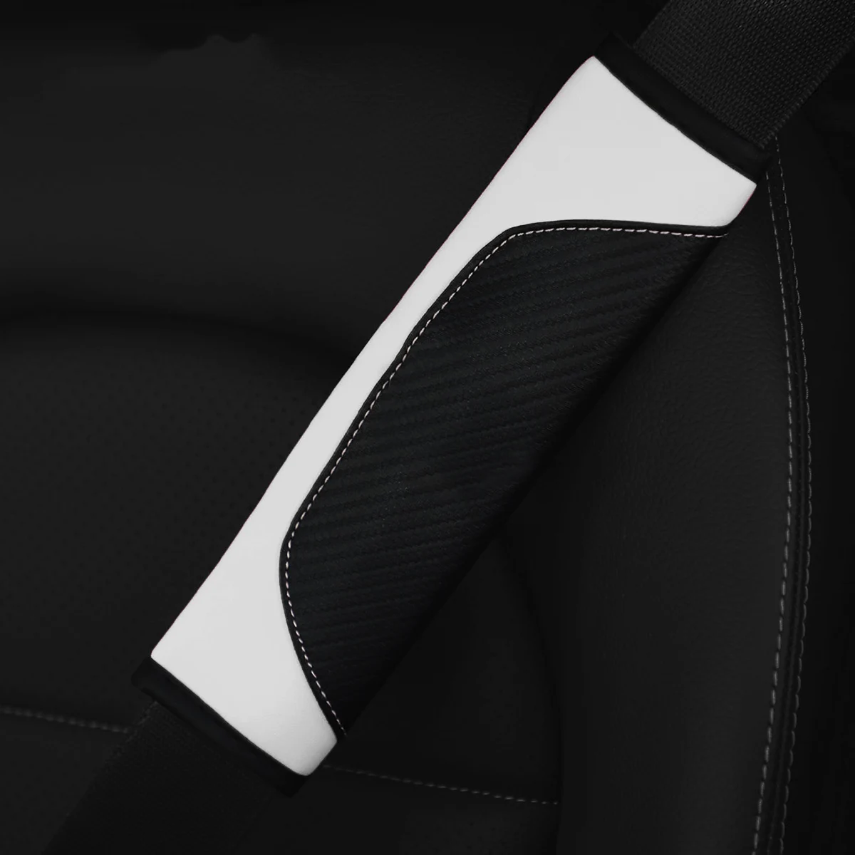 1 Set PU-Karbonfaser-Leder-Auto-Schultergurt-Dekoration für den Fahrzeuginnenraum, in verschiedenen Farben erhältlich – Detail 4