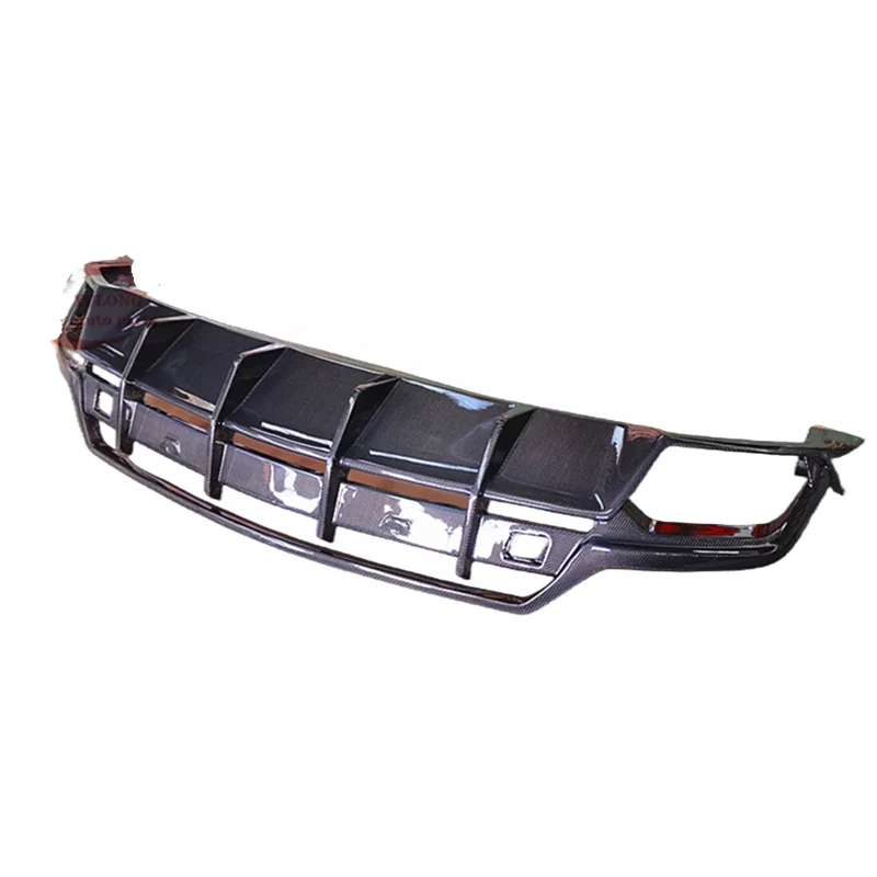 

For Lamborghini URUS Upgrade Top Style Carbon Fiber Lip Rear Bumper Diffuser