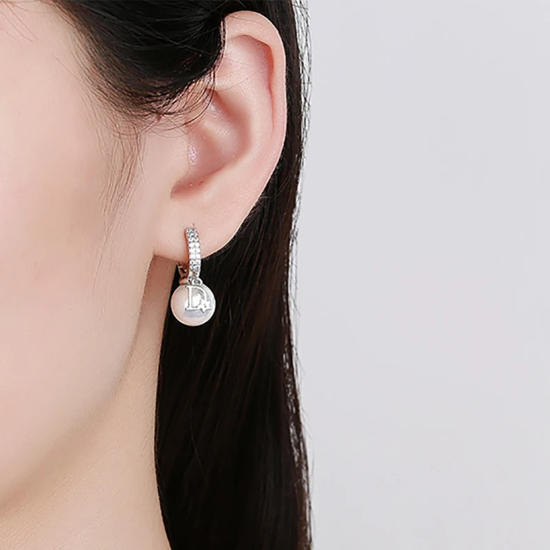 Korean Version Pearl High-end Feeling Light Luxury Trendy Temperament D-letter Atmospheric Earrings For Women Jewelry