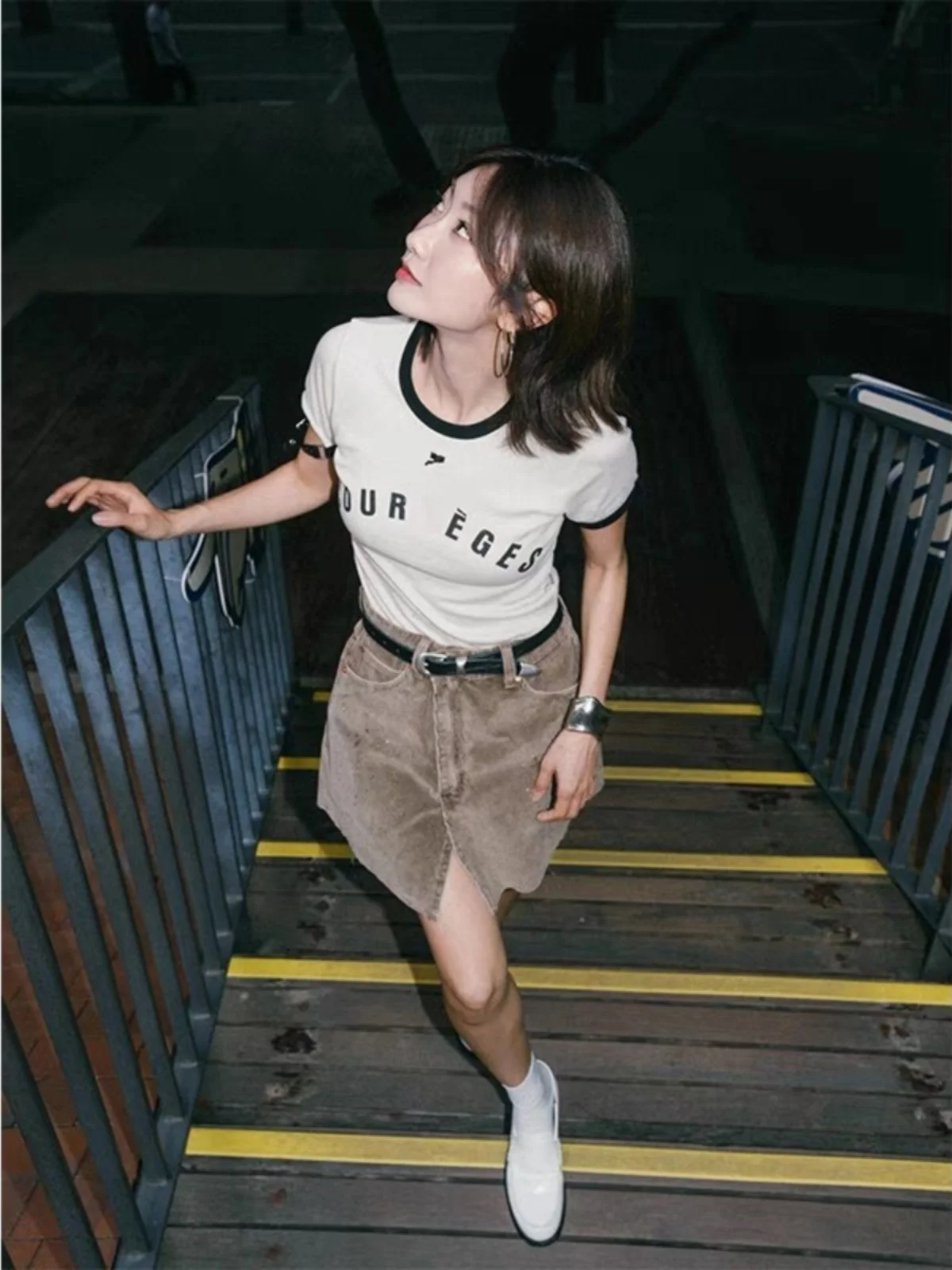 

Savis Embroidered Letter ort Sve T-irt Pure Cotton Casual Sle Summer round Ne Versatile Belt Design Sensation
