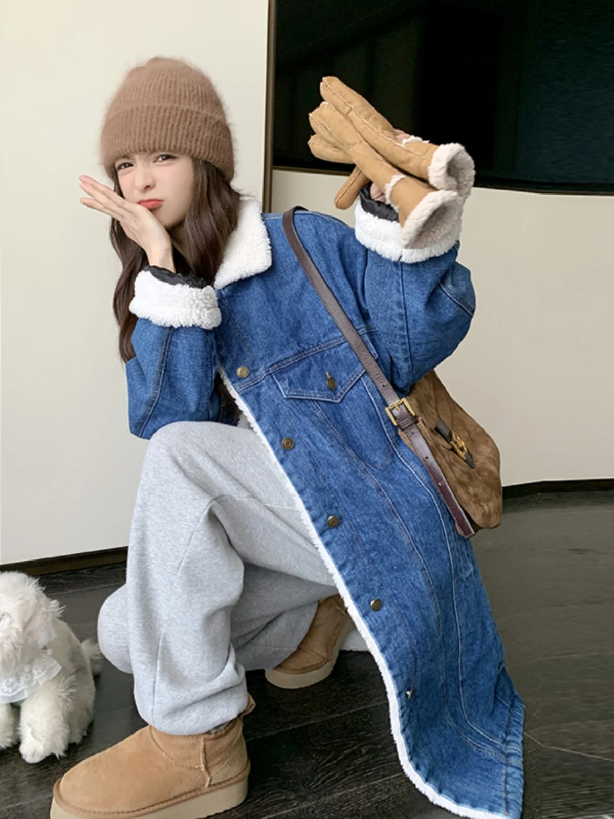 เสื้อแจ็คเก็ตยีนส์คอขนแกะสำหรับผู้หญิง ความยาวปานกลาง สำหรับฤดูหนาว ผ้าฝ้าย Thiened Fce  สไตล์เกาหลี แขนยาว