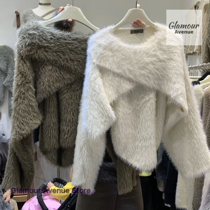 

Korean simple two-piece sweater women's new autumn and winter wearing suspenders+shawls suit lazy wind fashion gray top.