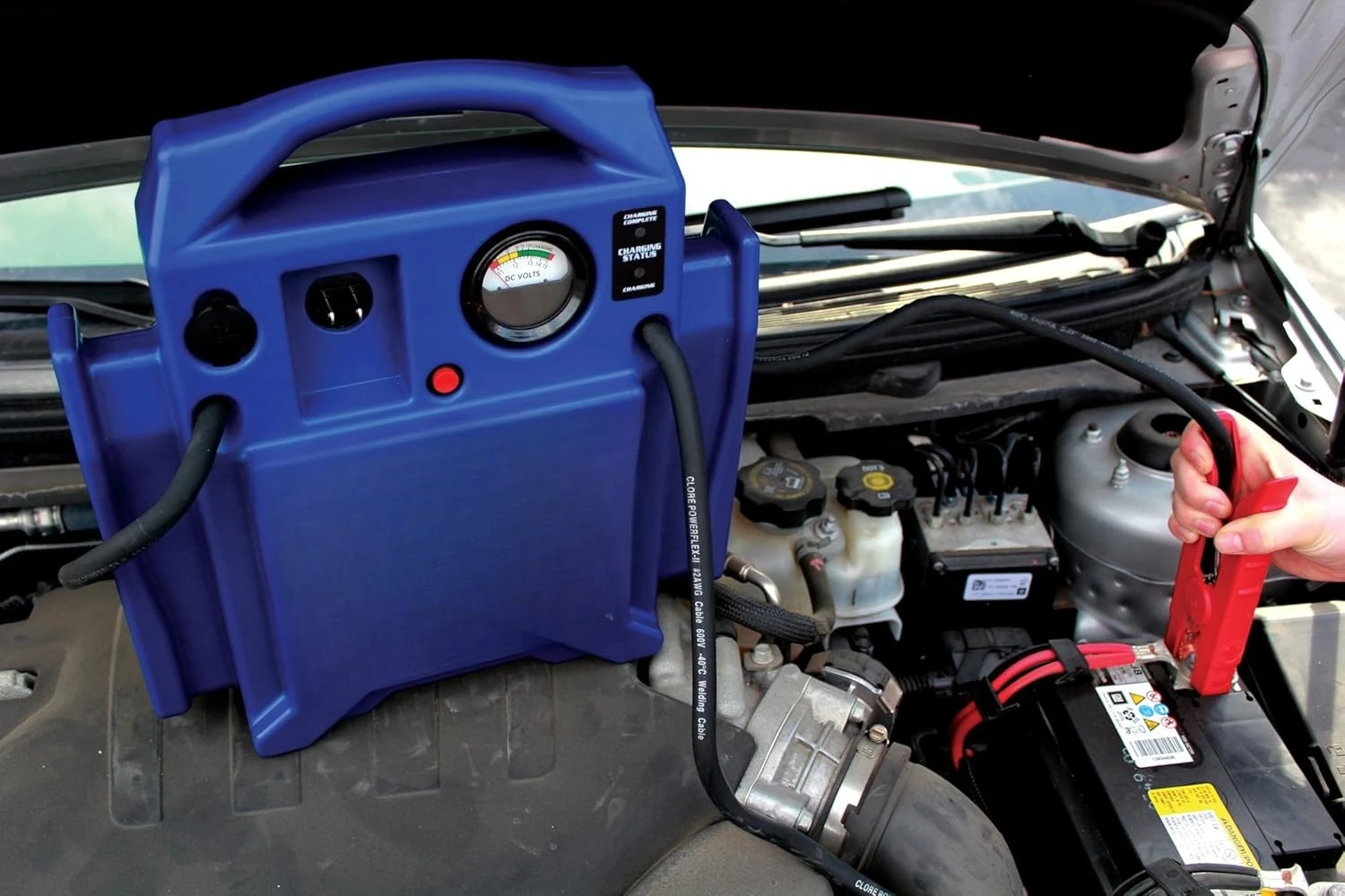 

Jump-N-Carry JNC660 1700 Peak Amp 12 Volt Jump Starter , Blue