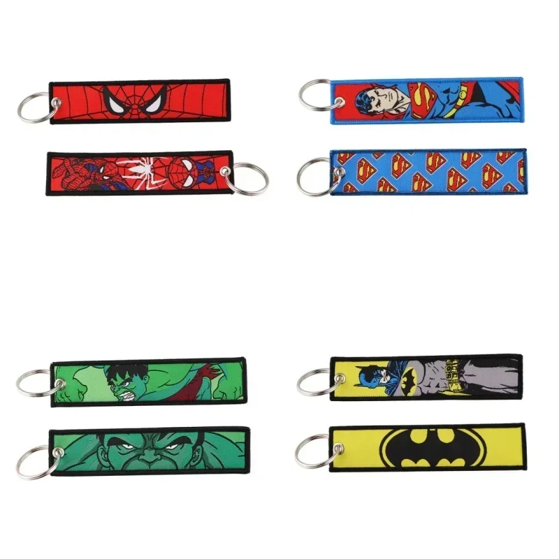 Llaveros bordados de héroe de película, llaveros geniales con etiquetas para llaves para mujeres y hombres, llavero de coche, accesorios de Cosplay, mochila, llavero, juguetes, regalo