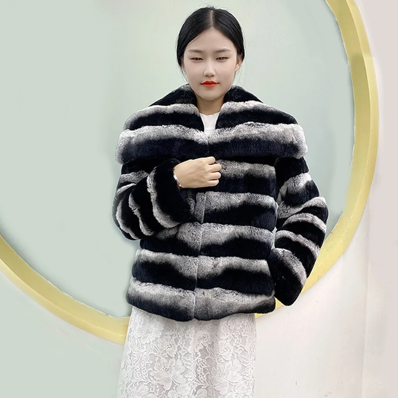 2023 new lady Beaver rabbit fur coat chinchilla striped clothes wearing hat warm fashion jacket