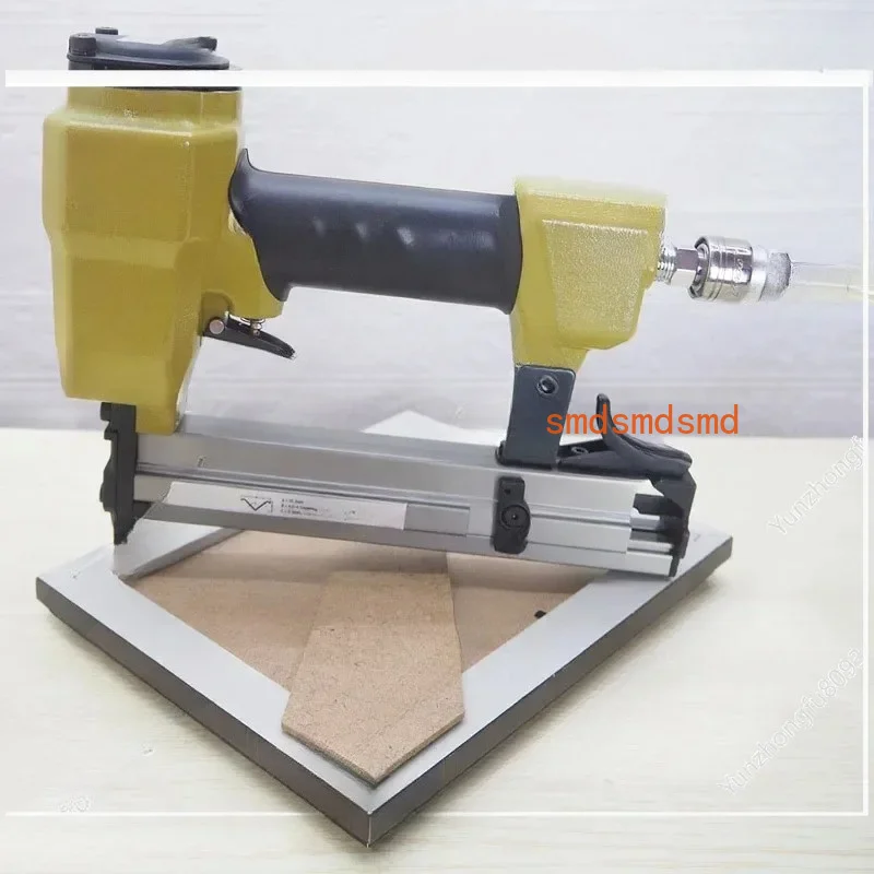V1015 Pneumatic Picture Frame V Nailer Gun Fits 5/16'' to 19/32'' (7to15 mm) 30 Gauge Air-Powered Frame Joiner for Picture Fram