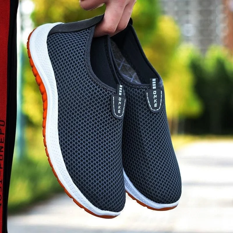 

Men's Spring Summer Soft Bottom Mesh Shoes Casual Slip-On Breathable Lazy Man's Shoes Beijing Style Cloth Shoes round Toe