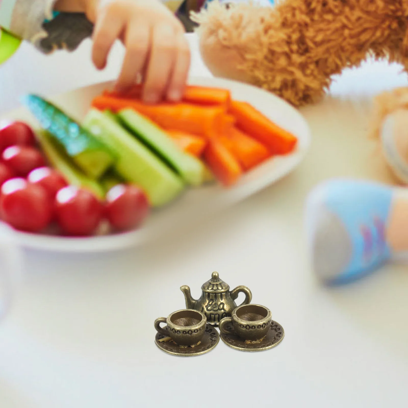 

1 set Mini Metal Teapot Set Silver Decorative Kitchen Miniature Teaware Desktop nament Simulated Coffee Pot Zinc Alloy