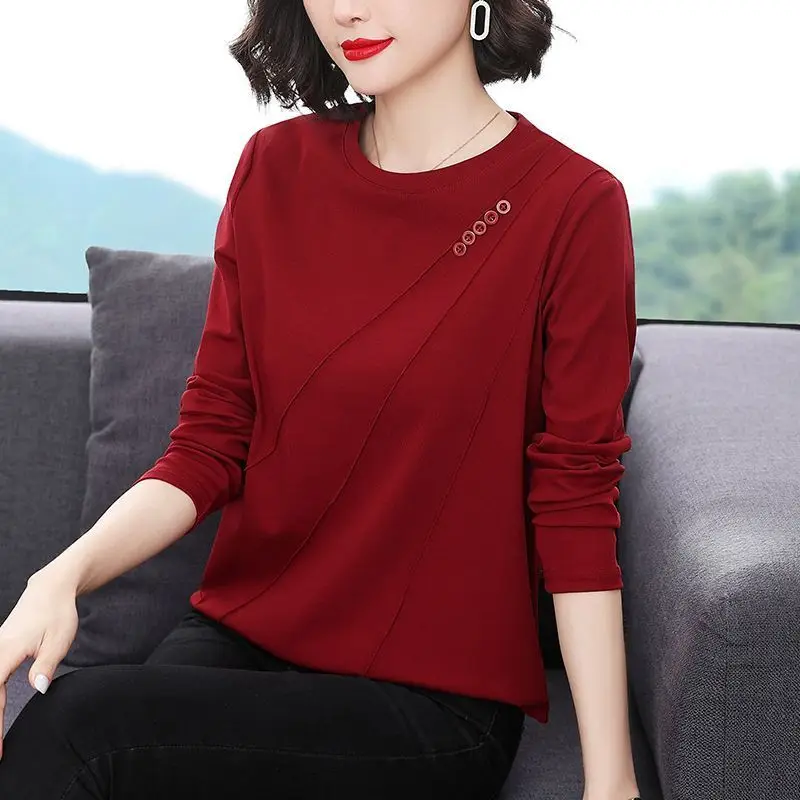 

Mom's Spring and Autumn New Round Neck Pullover T-shirt Fashion Simple Solid Button Spliced Casual Versatile Long Sleeved Tops