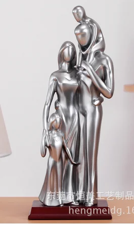 

Wedding anniversary gift Send gifts to the wife's family of four Home of four art home furnishings figurine hawk Statue