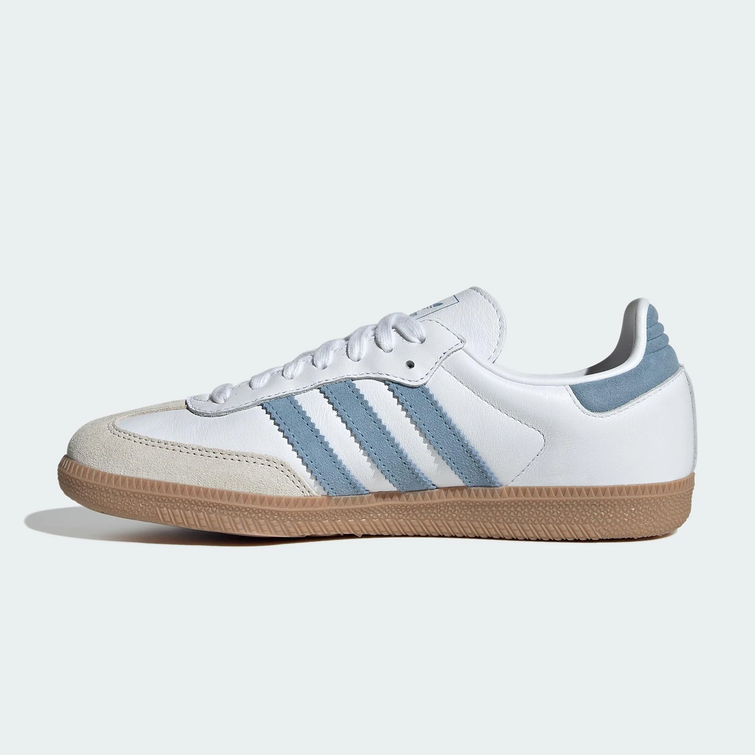 Adidas genuine clover women's lightweight classic low cut casual shoes JS1391