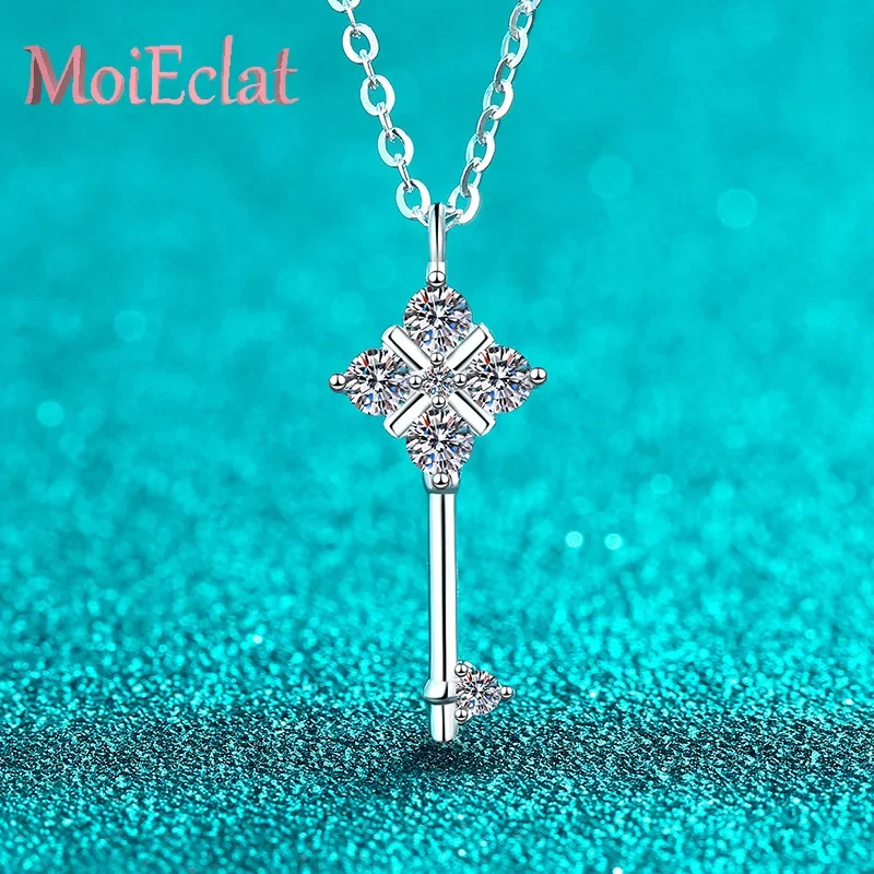 44.5 Points Moissanite Necklace with Simple Creative Key Platinum Pt950 Pendant  Exquisite Trend Fine Jewelry Pass Diamond Test