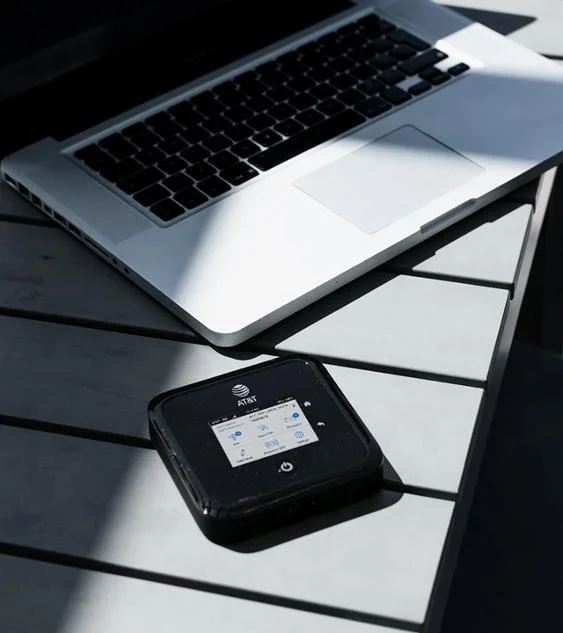 Nighthawk Netgear Original M5 MR5100 5G WiFi 6 tragbarer Router Sub 6 GHz mobiler Hotspot Qual-comm X55 Wireless