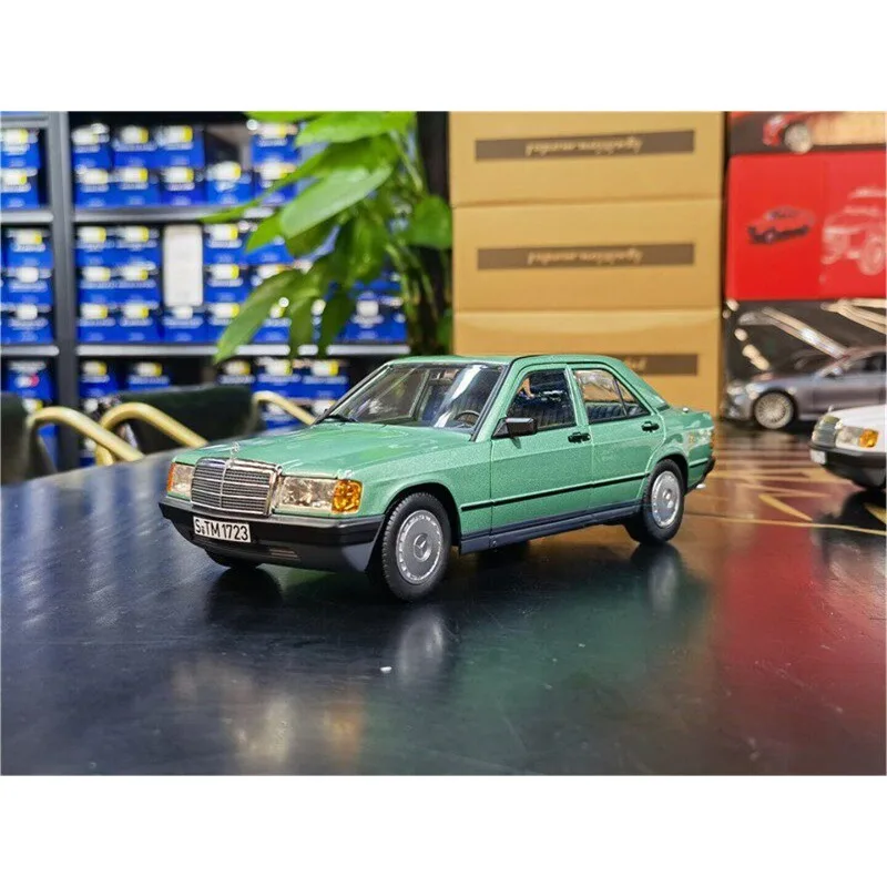 

Diecast Norev 1:18 Scale BENZ 190E 1984 W201 Alloy Car Model