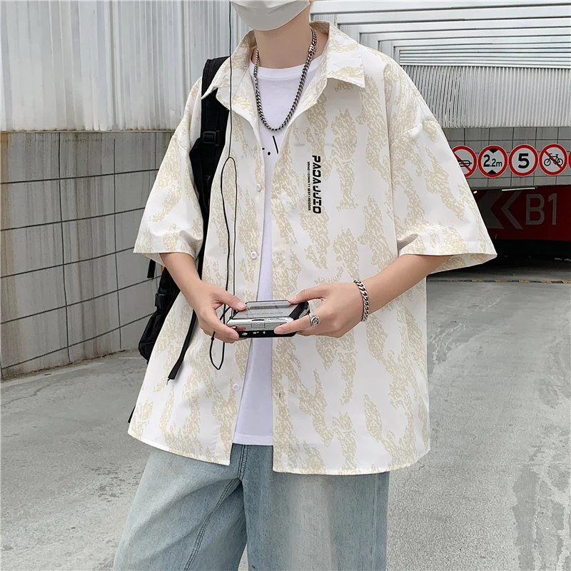 

Summer Men's Loose Fit Casual Short Sleeve Shirt Dark Pattern Print Fashionable Hong Kong Style High End Feeling Outerwear