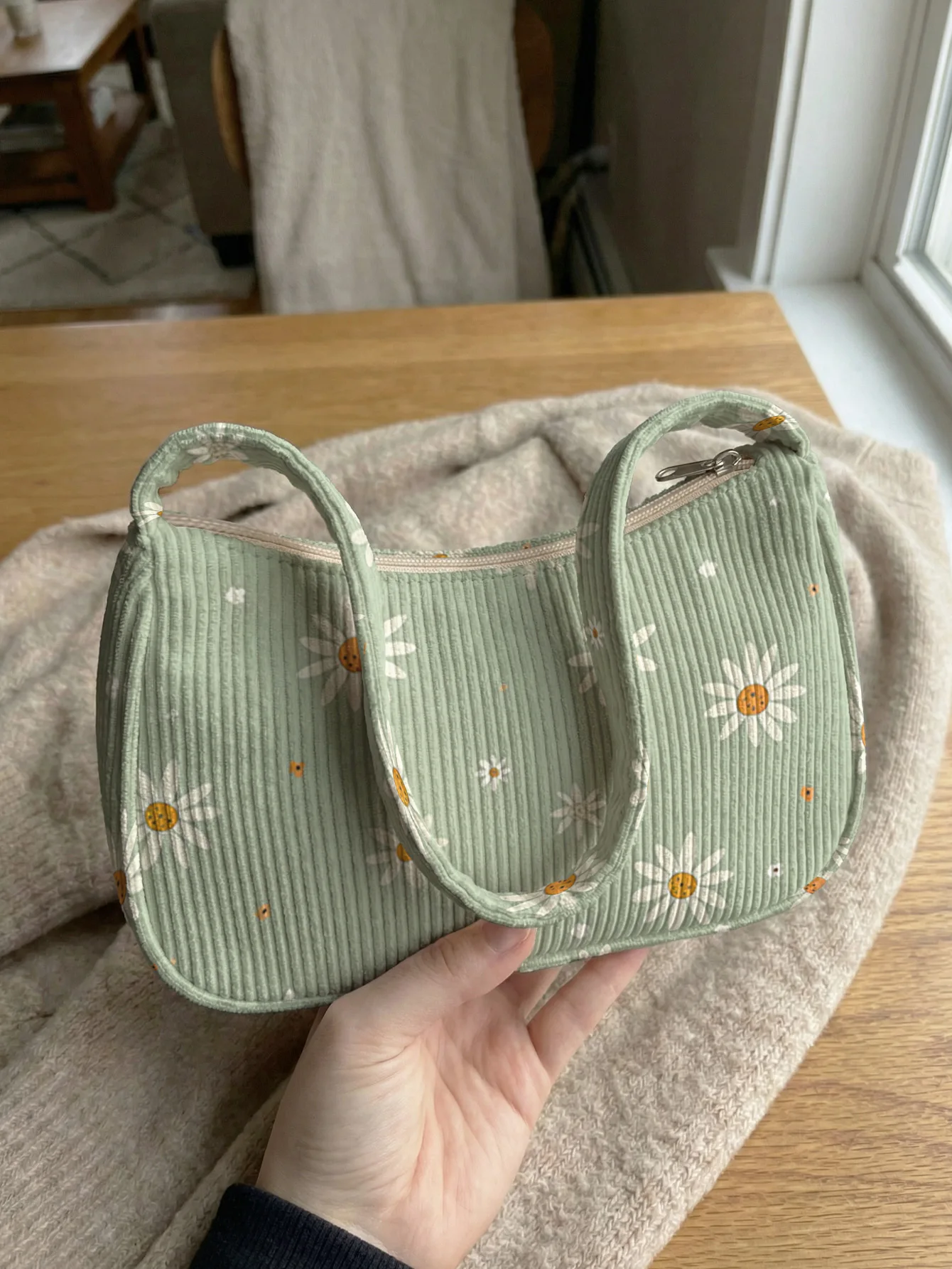 Trendy Daisy Print Shoulder Bag, Green Corduroy Underarm Bag for Daily Casual Use