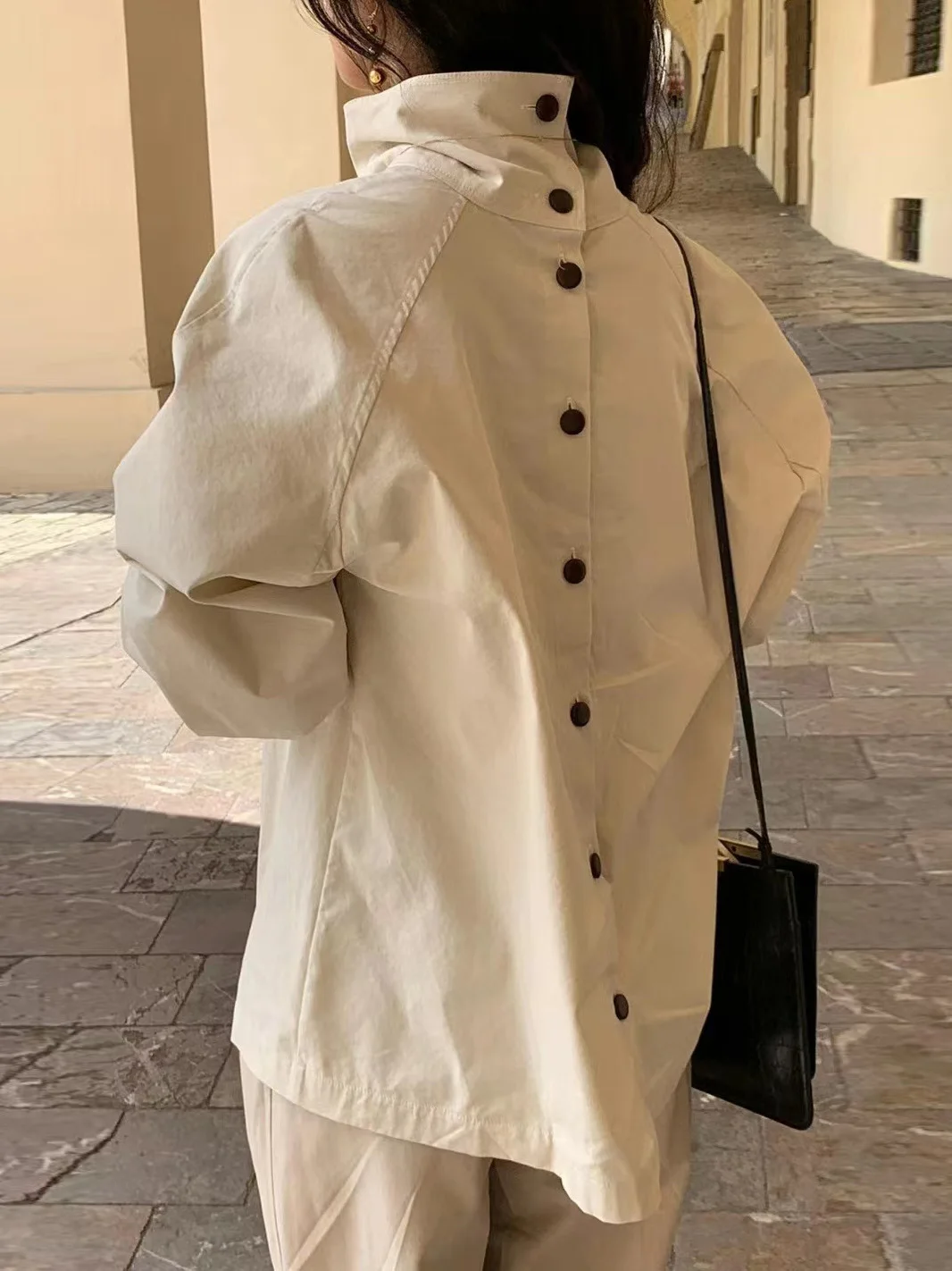 

Корейская женская блузка с длинным рукавом, декорированная пуговицами спереди, модный шикарный наряд, весенний топ