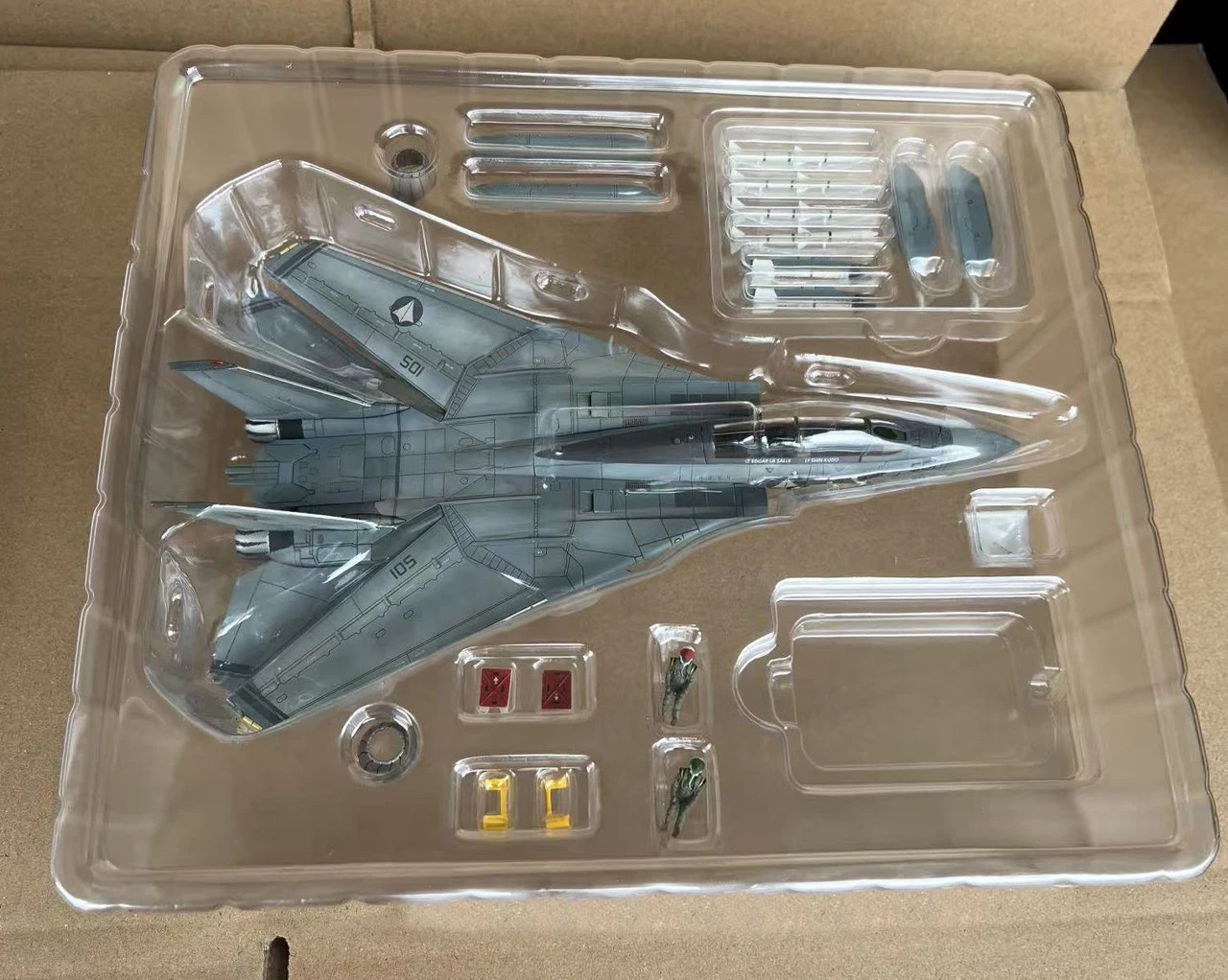 CW 1/72 CA72DC02 F-14 modified Macross ZERO (variable sweep wing angle) static alloy fighter model