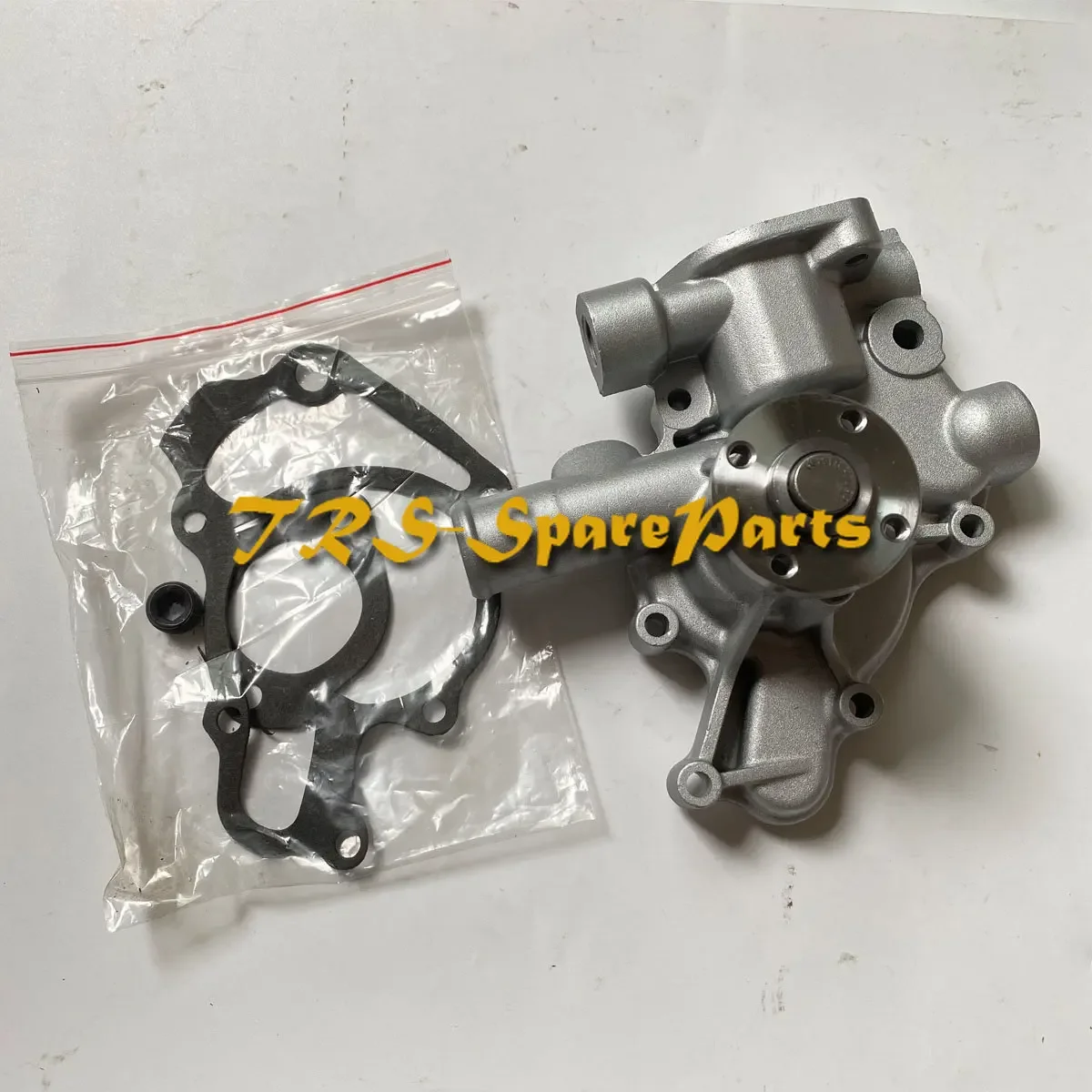 

YM119624-42001 119624-42001 Water Pump For Yanamr 3D74 3TNE74 Engine