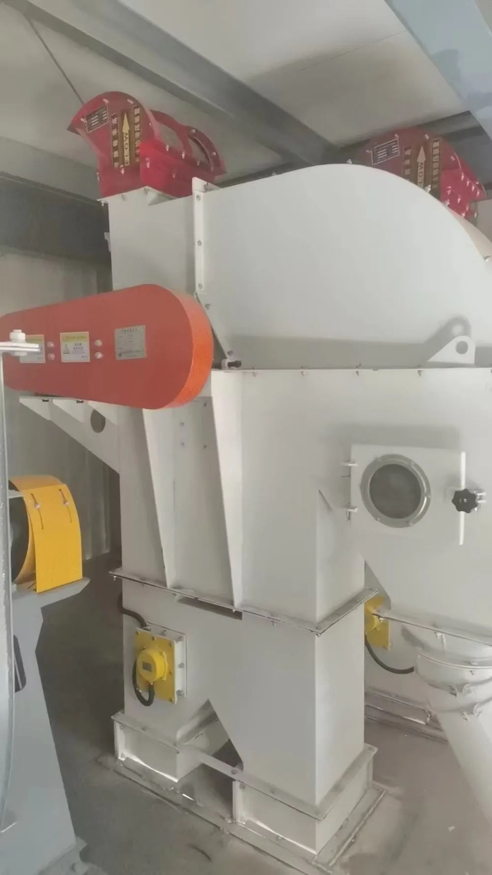 New Condition Grain Feed Bucket Elevator Conveyors Product Feed Mill Conveying Equipment