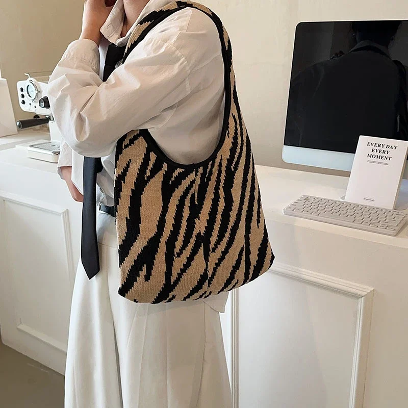 Zebra Pattern Women's Knitted Bag Casual Shoulder Bag Eco Bag Korean Shopper Knitting Handbags Daily Sling Sac Y2K Crochet Bag