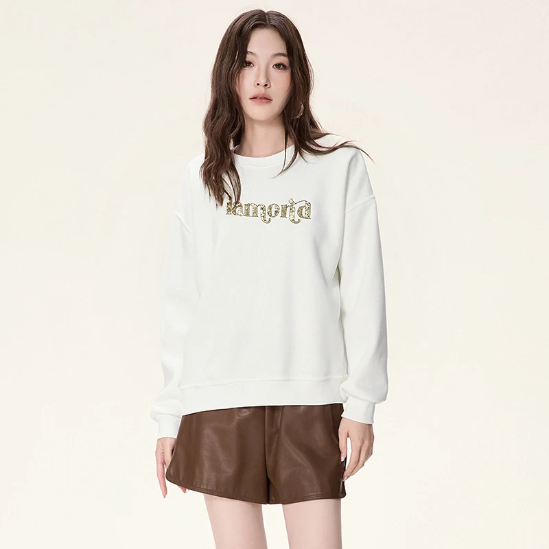 

Женская зимняя толстовка с пайетками и буквенным принтом, на флисовой подкладке, из комфортного хлопкового смесового материала, с длинными рукавами и круглым вырезом.