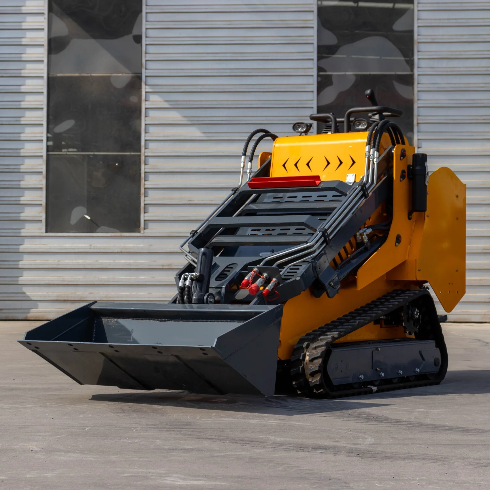 Mini-Lader, Kompaktlader mit Ketten-Schneefräse, Rasenmäher, Brecher, Hammer, Erdbewegungsmaschinen, Mini-Kompaktlader