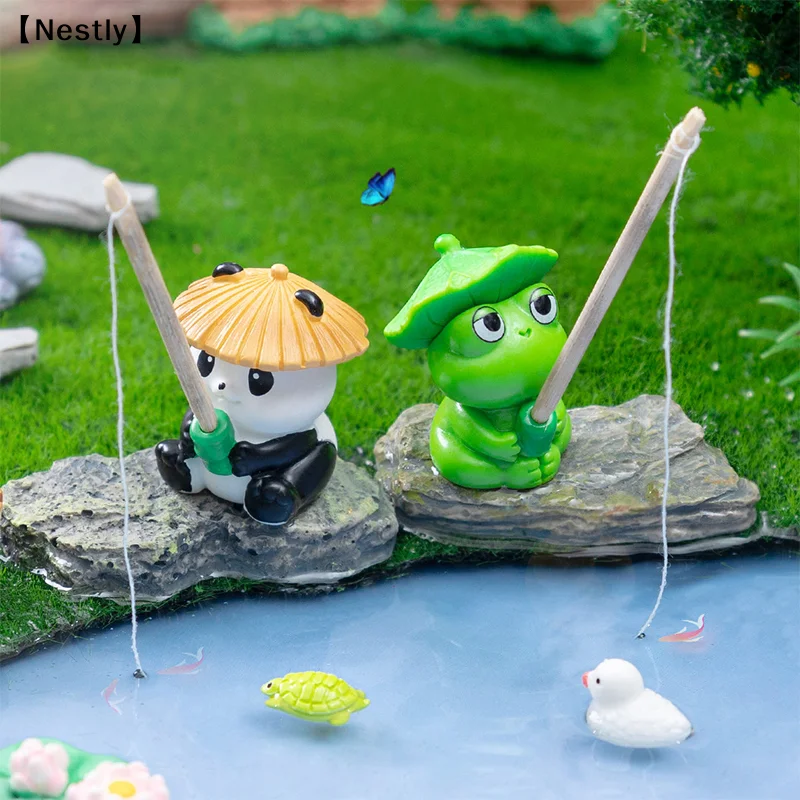 Figurines de grenouille et de panda pour la pêche, ornements créatifs de dessins animés, figurines d'animaux, décorations suspendues pour aquariums et bureaux〔Nest〕