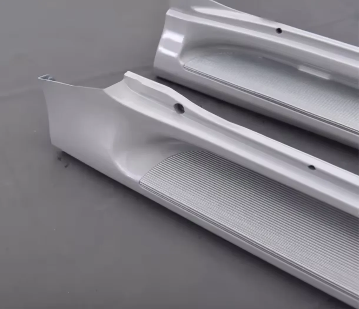 لوحة تشغيل بدواسة سوداء من سبائك الألومنيوم وخطوة جانبية لسيارة Land Cruiser Prado FJ150 2010-2021 مجموعة كاملة فاخرة #4