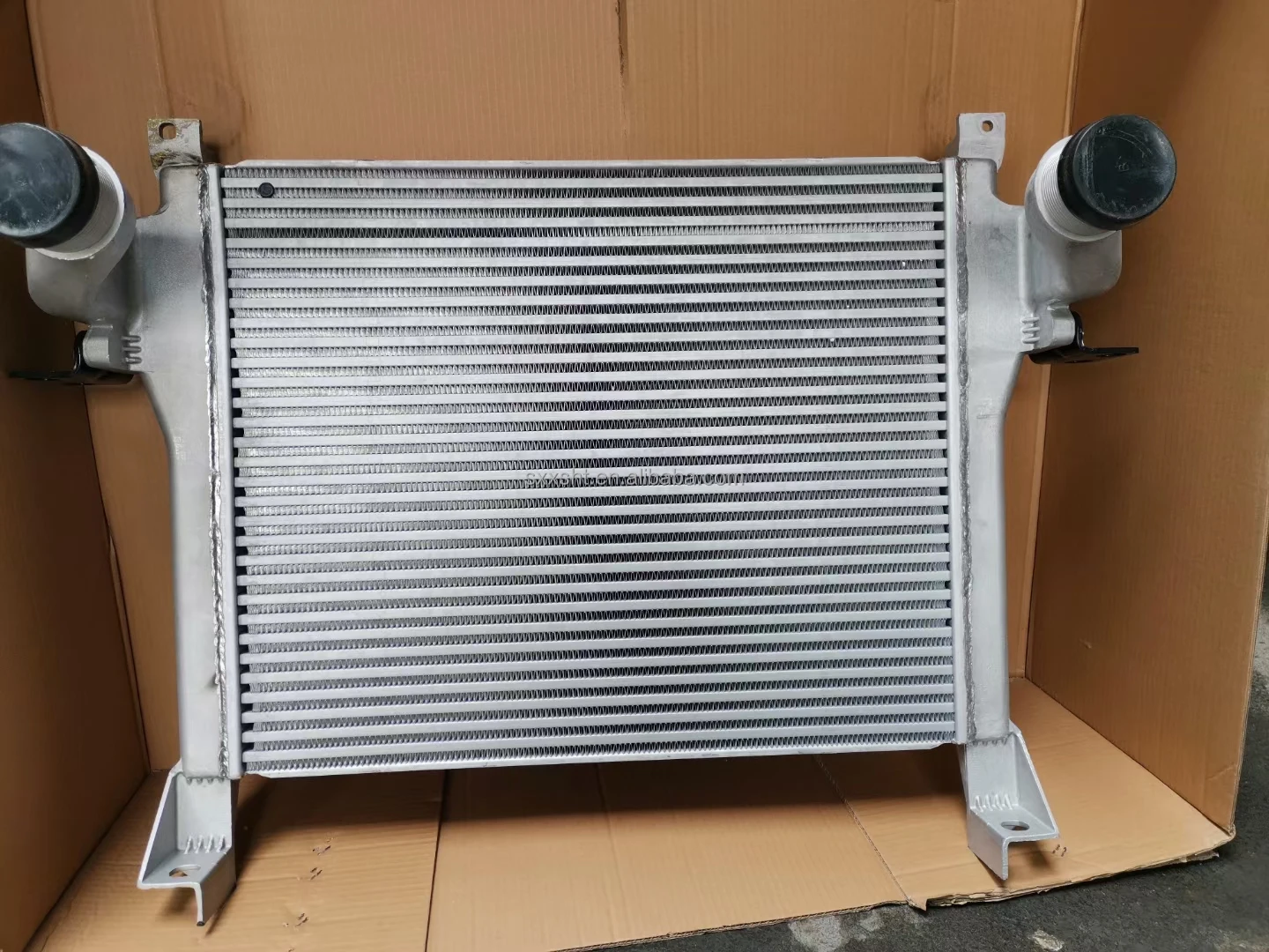 

Truck parts radiator 1301ZB6-001 1310310-T13L0 radiator assembly